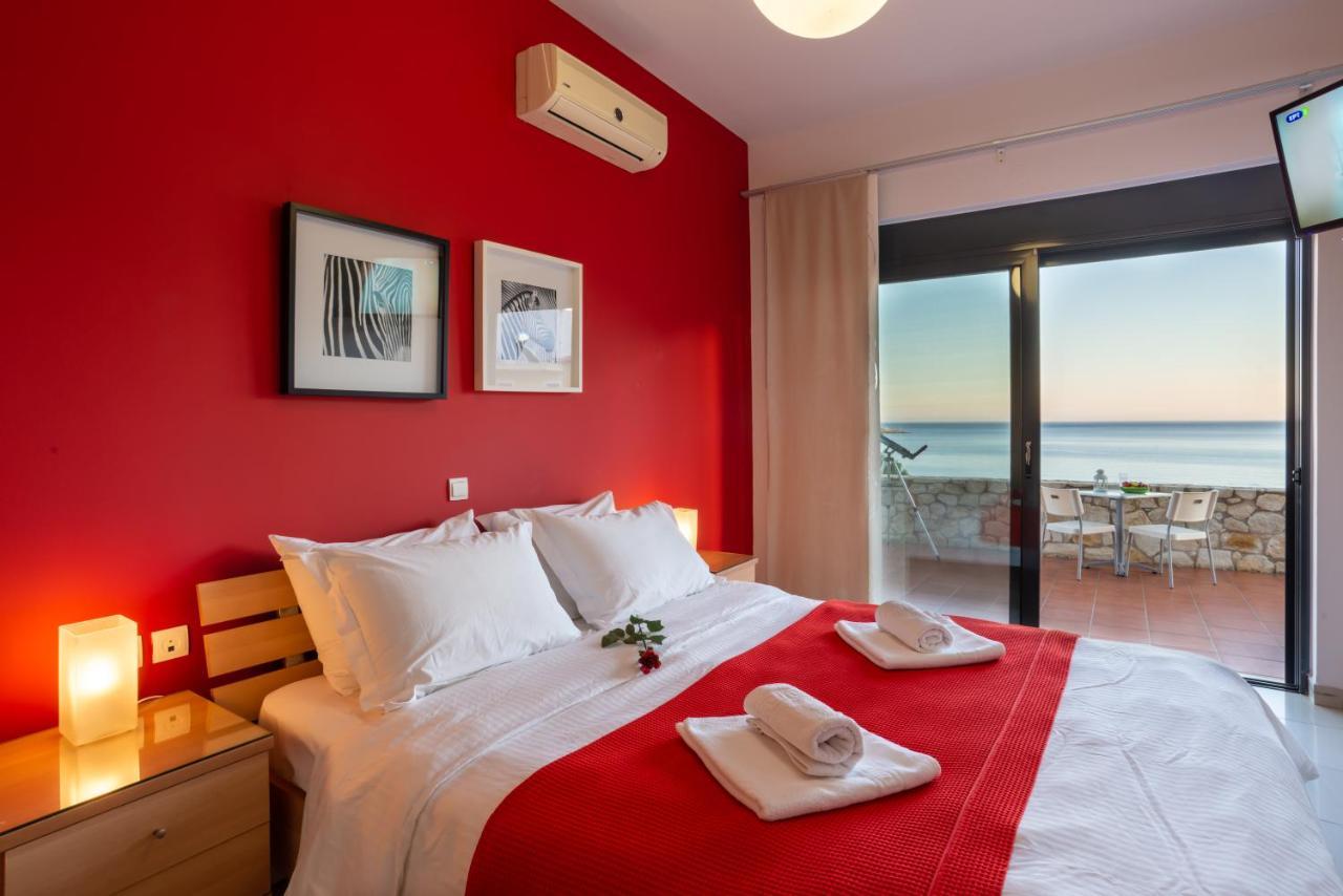 Caravella Luxury Apartments Paleokhóra Eksteriør bilde